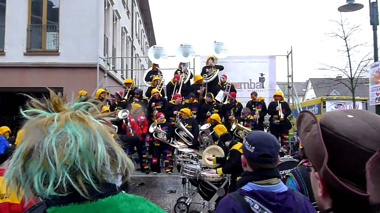 (13/14) - Guggizunft Olten - Guggenplatzkonzert Gundelfingen - Guggenmusik 2011-02-20 Guggenmusik