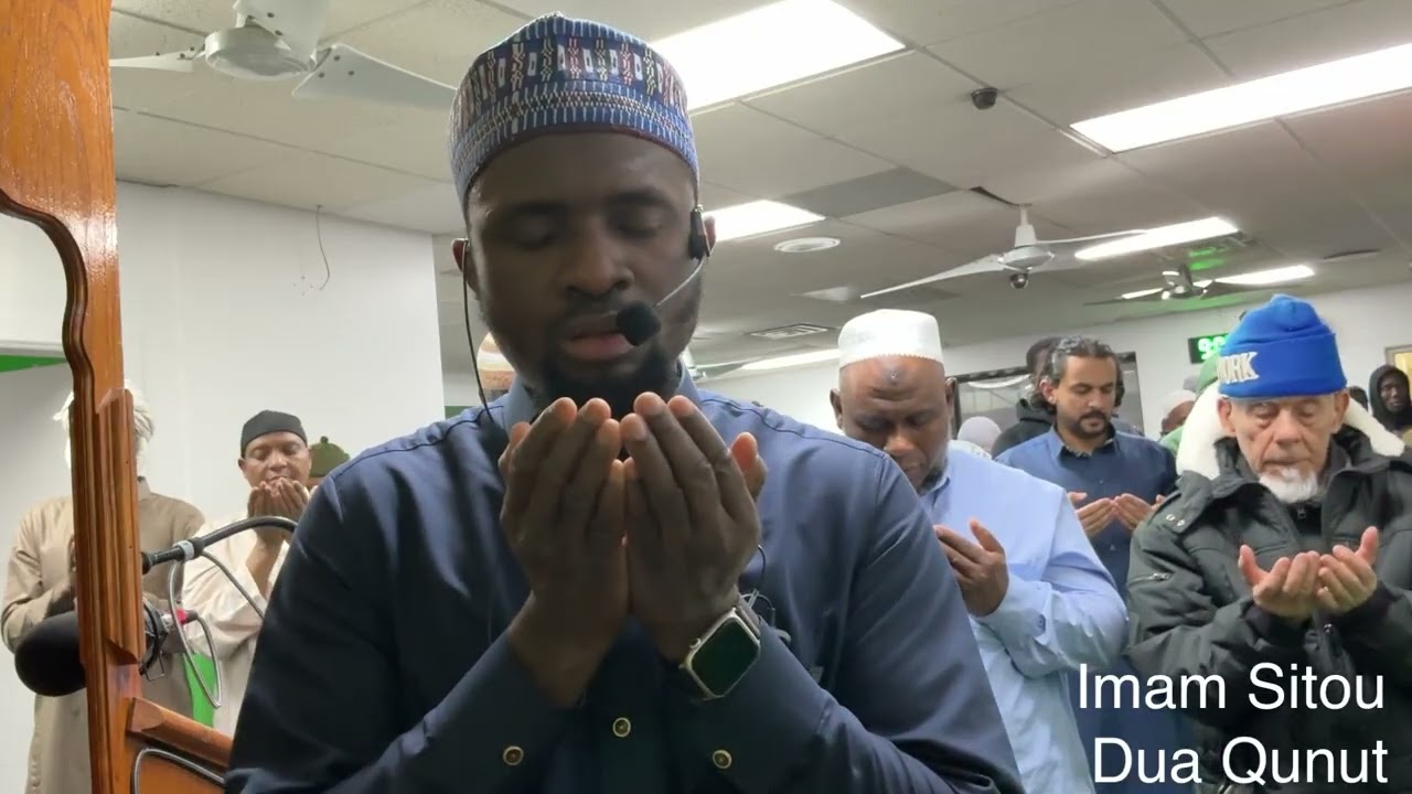 Imam Sitou       Dua Qunut