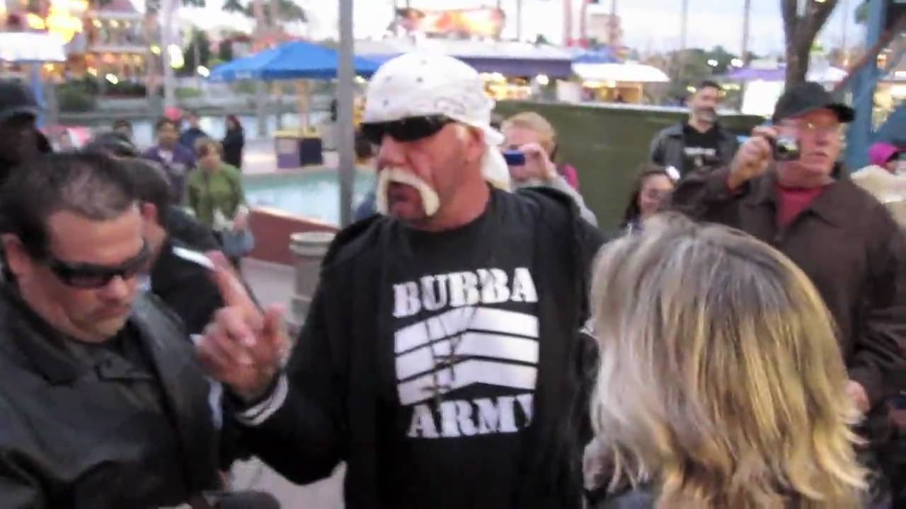 Hulk Hogan meets fans at Universal Orlando CityWalk before his TNA debut