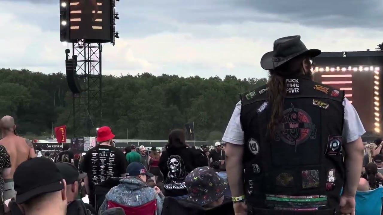 Don Broco - T-Shirt Song @ Download Festival 2025