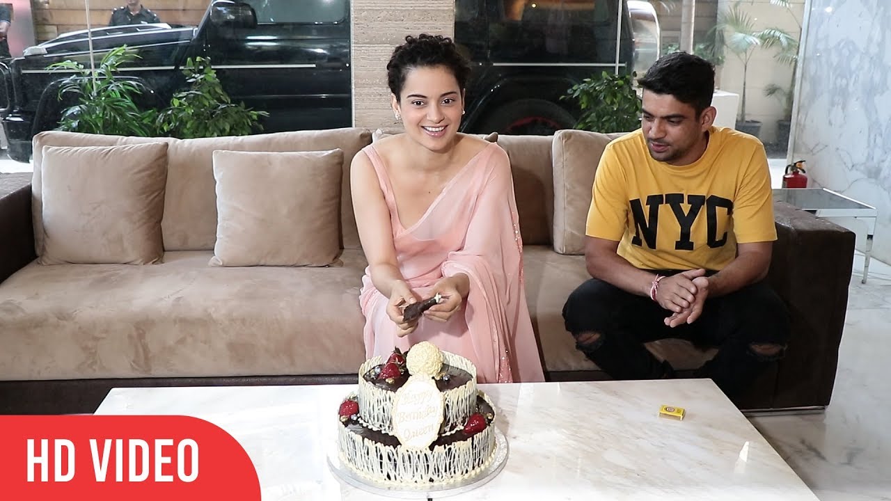 Kangana Ranaut's Birthday | Full Video | Cake cutting celebration
