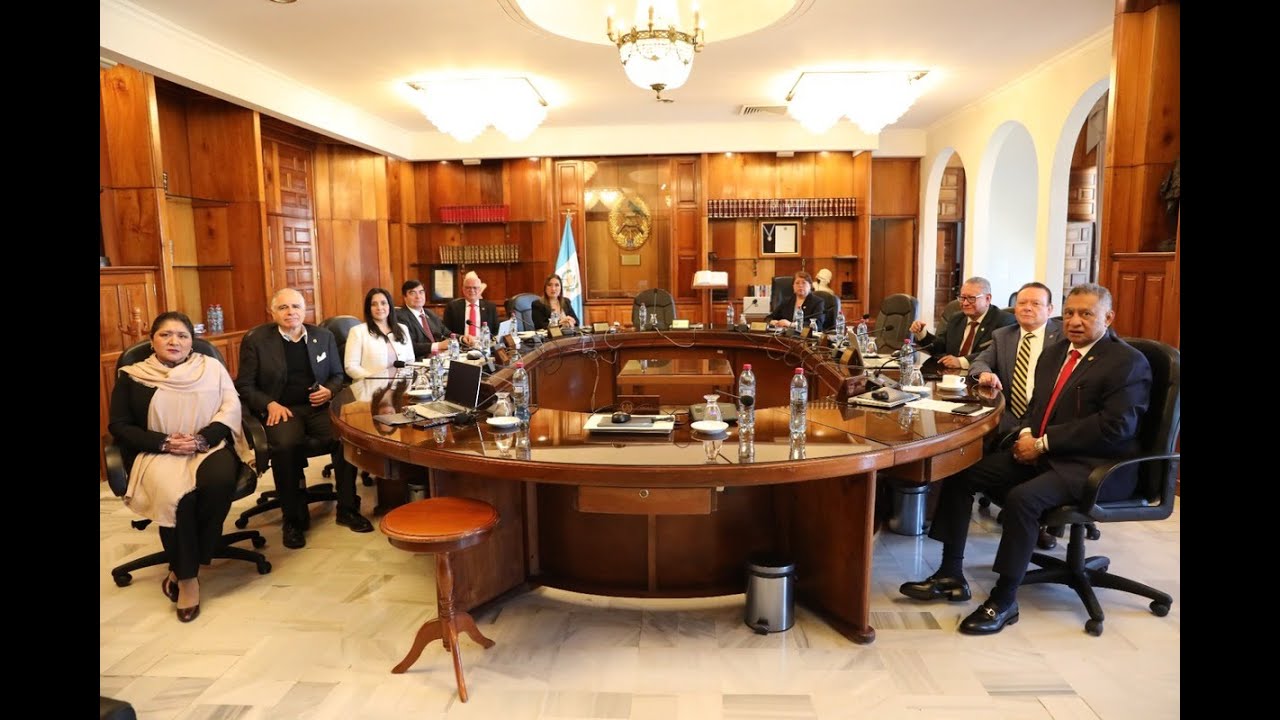 Extraña urgencia del bloque dominante crea división entre magistrados de la CSJ para elegir presiden