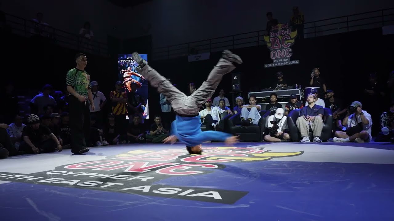 B-Boy Casavaz vs B-Boy B4 [Top 8] Red Bull BC ONE Cypher SEA 2025