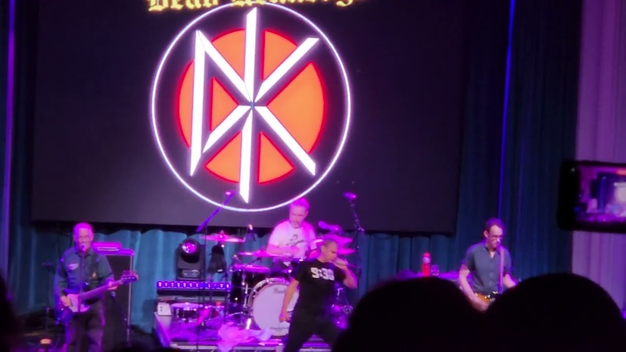 Dead Kennedys - Too Drunk to F*** (live at the Forum - Melbourne 19/09/25)