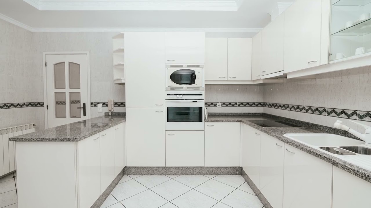 APARTAMENTO RECUADO LOBÃO