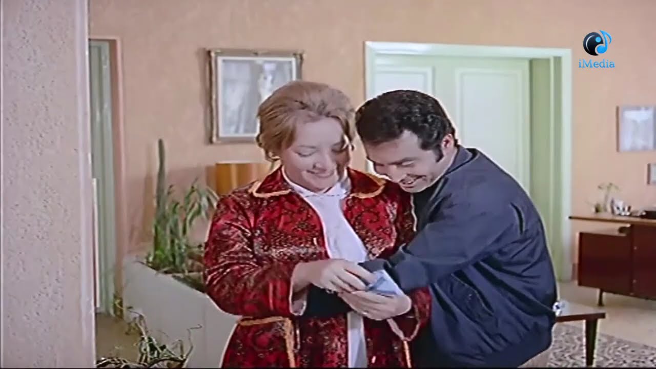 نور الشريف وميرفت امين وحسن يوسف وفيلم السلم الخلفى