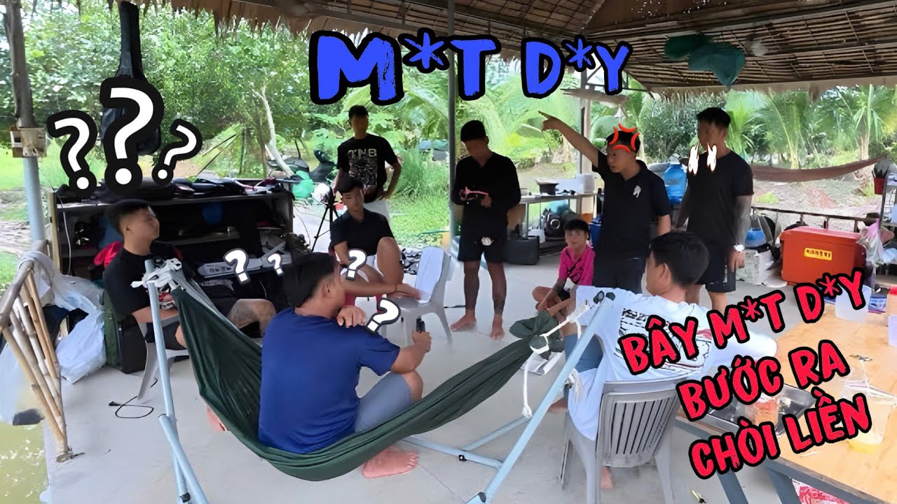 TNB - Phản Ứng Của Cả Team Khi Thấy Bé Ba Và Bé Tư Nói Chuyện M*t D*y Với Ba Mẹ