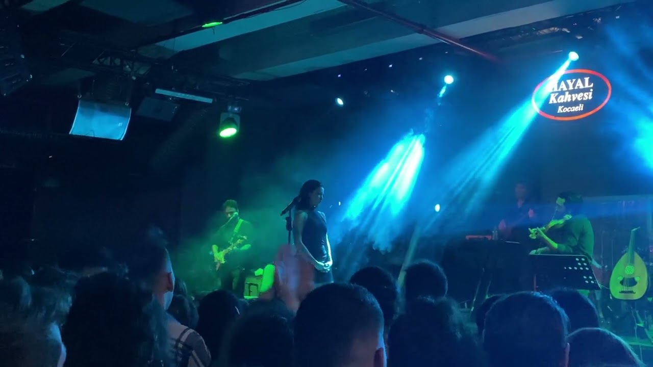 Melike Şahin - Zalim - Hayal Kahvesi Kocaeli - Live (Levent Yüksel)