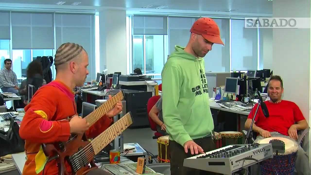 Blasted Mechanism - one day (redacção revista Sábado)