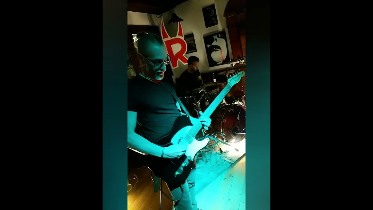 Acajou live @ Rickys - Dt Longchamp 2023 - from Hiddem From All Eyes Ep (1998)