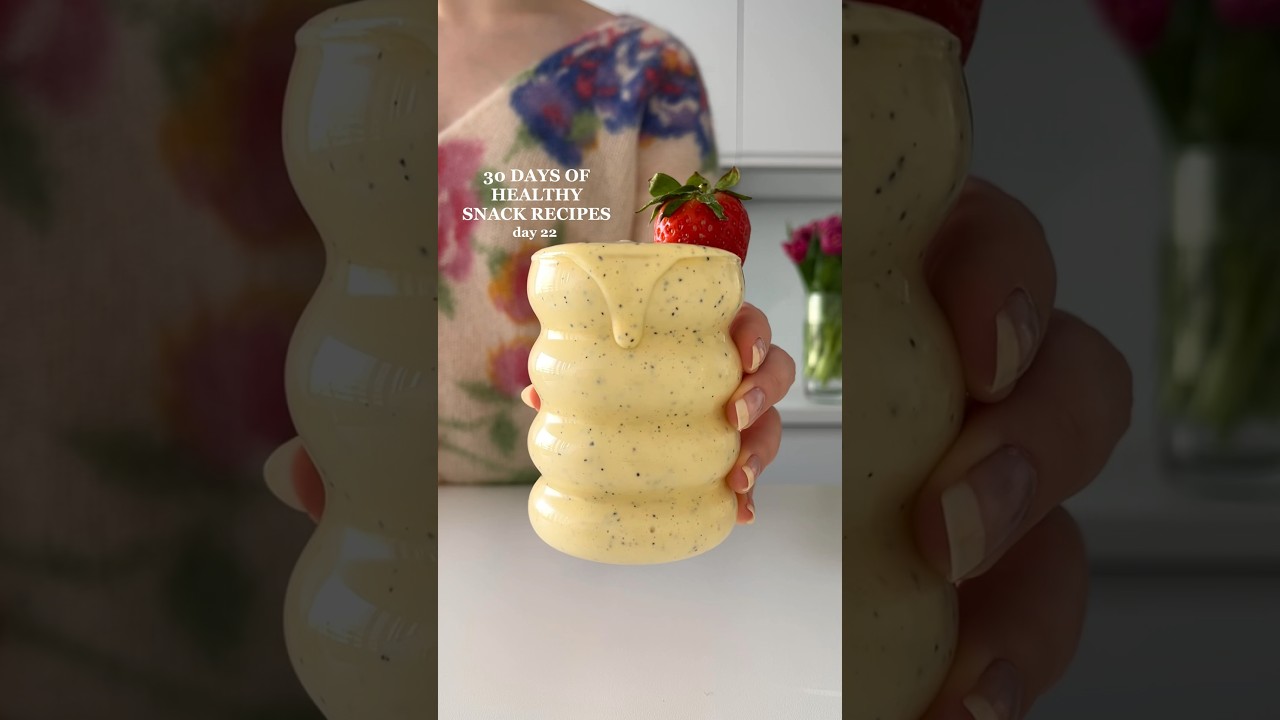 4-ingredient Healthy Mango Passion Fruit Smoothie😍 #healthyrecipes #easyrecipes #smoothie