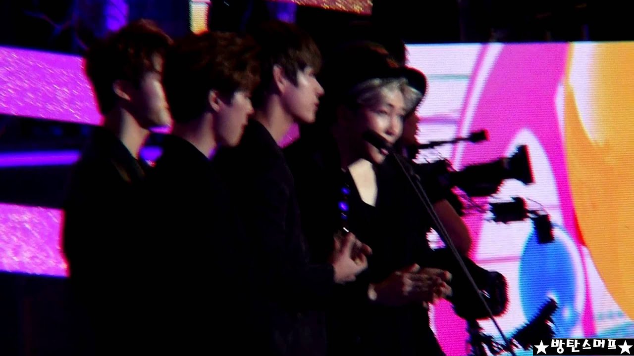 150128 방탄소년단 ★가온 차트 시상식-월드루키상 수상&소감
