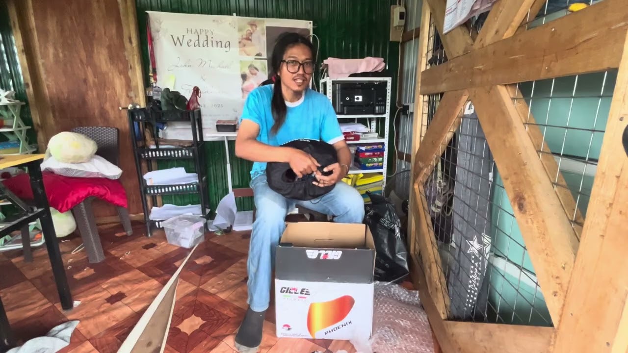 First time mag order ng helmet online wrong size pa l Flordeliza Dela Cerna