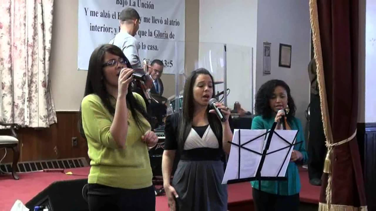 Hna. Stephanie Cantando Ser&aacute; Llena La Tierra