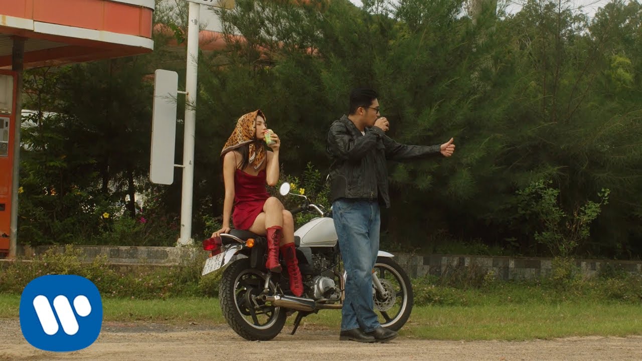 CHẬM LẠI / Vũ. (Official MV)