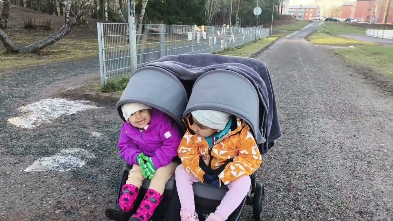 Windy Winter in Finland | Bahir Nikalty Hi Sardi Lag Gae | Day Activity In Finland With Kids