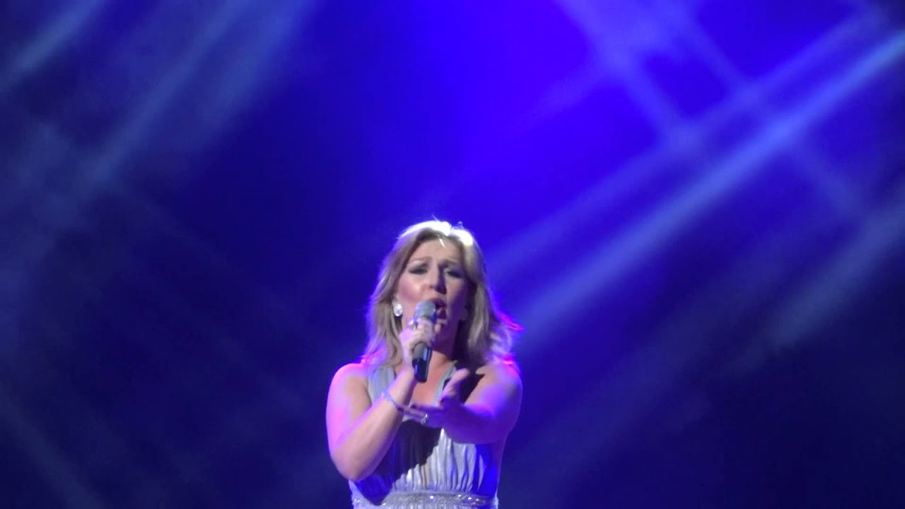 Mazz Murray - Somebody To Love