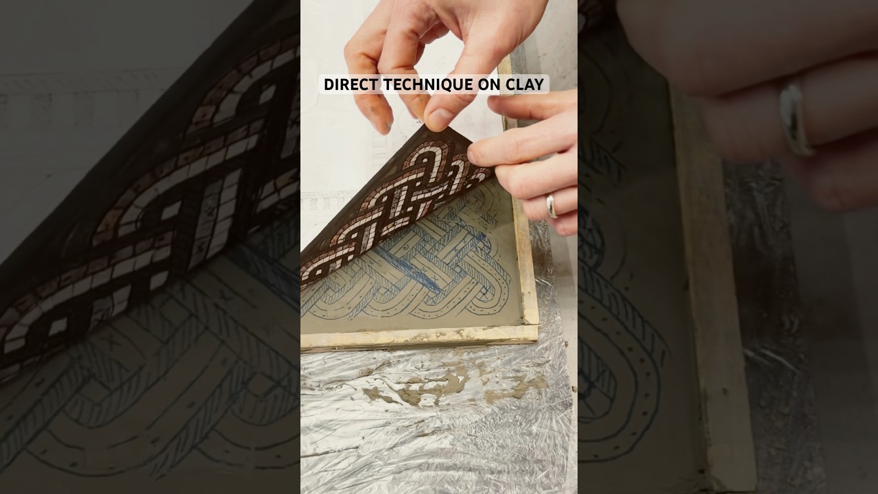 Прямая техника работы с глиной для создания точных и сложных мозаик #studiocassio #romanmosaicschool