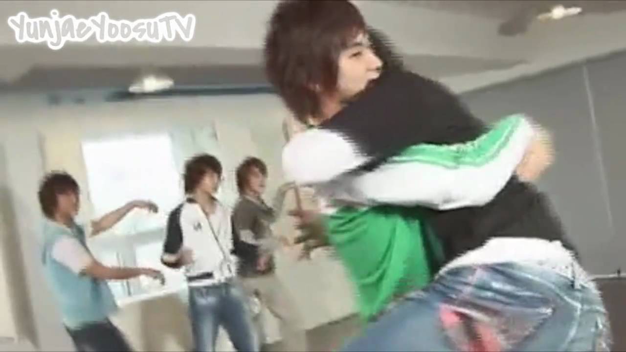 YunJae moment #8 "Close contact"