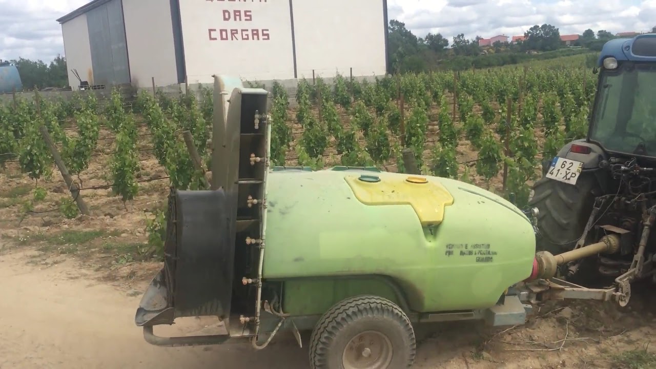 Pulverização da Vinha - Quinta Das Corgas