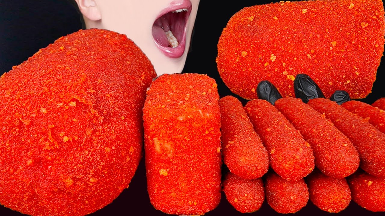 ASMR HOT CHEETOS GIANT SAUSAGE SPAM CHEESY FIRE NOODLES COOKING MUKBANG 치토스 소세지 먹방 咀嚼音 EATING SOUNDS