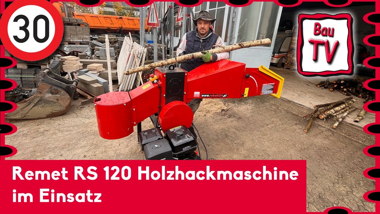 Remet RS -120 Holzhackmaschine  im Einsatz. Zugschwert Bau.
