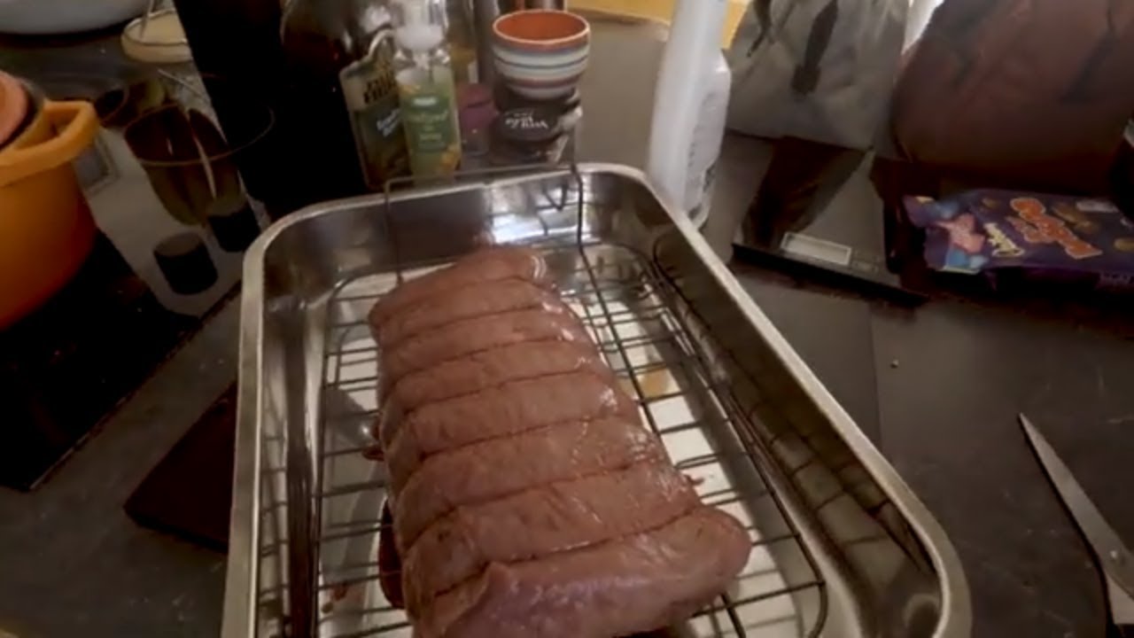 How do you like your Sunday roast cooked. Alan and Chelle discuss