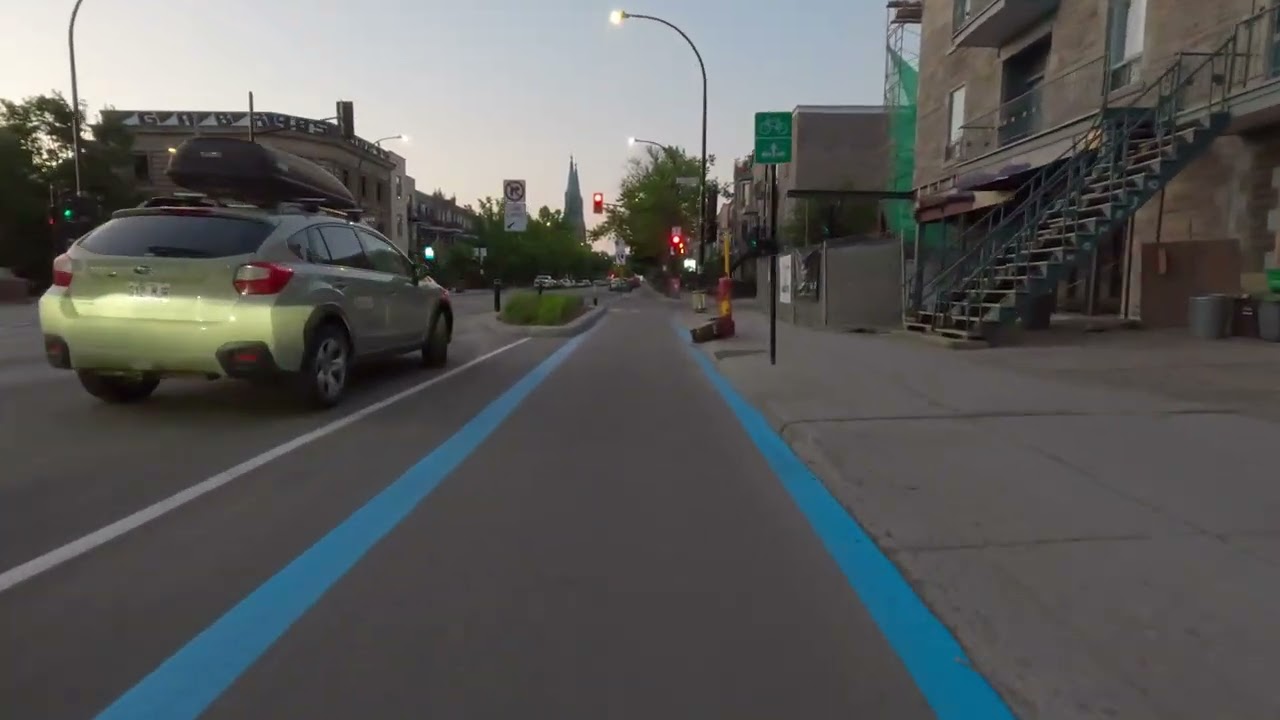 4k Bike Ride From Villeray to Downtown Montreal Just Before Sunrise - POV Relaxing Virtual Biking