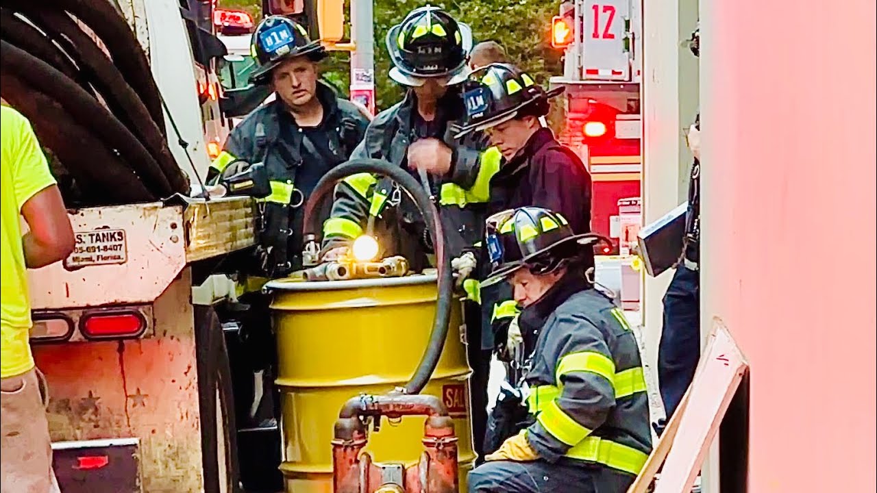 FDNY BOX 0621 ~ FDNY CONDUCTION HAZMAT OPERATIONS FOR 75 GALLON FUEL SPILL ON 11TH AVENUE, MANHATTAN