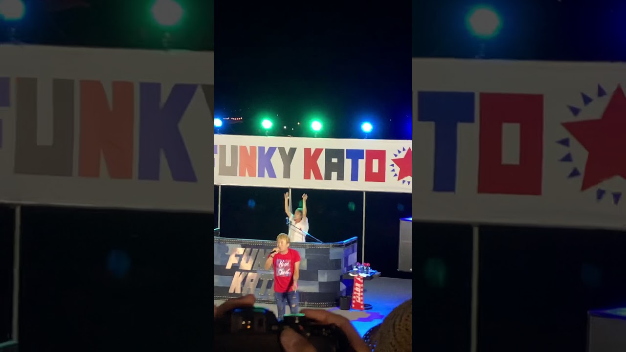 山梨県石和花火大会ファンキー加藤特設ライブ