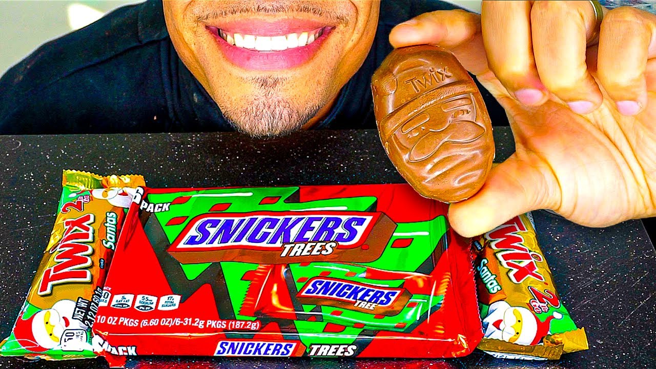 ASMR SNICKERS CHRISTMAS TREES TWIX SANTAS HOLIDAY CANDY CHOCOLATE SWEETS EATING MUKBANG