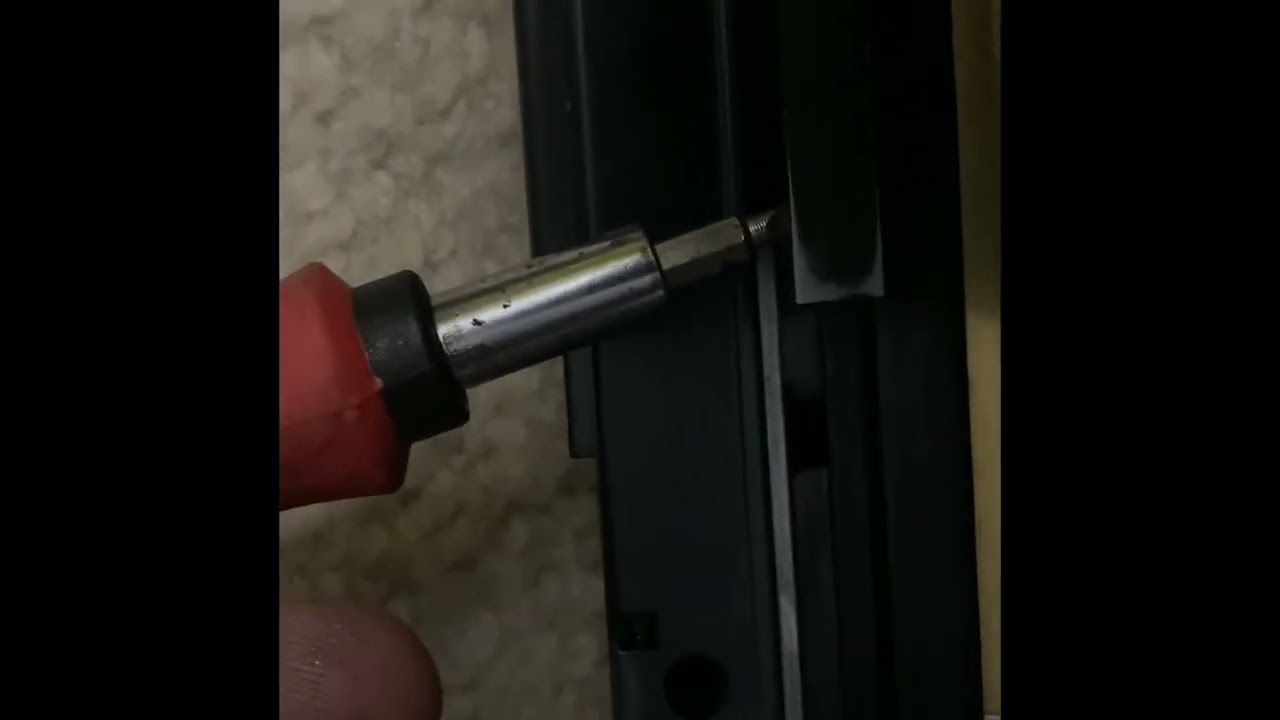 How to fix a jammed Pump mechanism on a Jag arms Scattergun