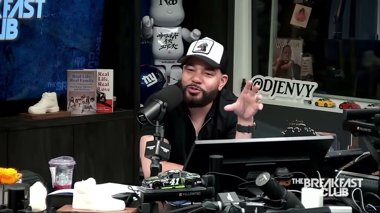 Warren G Explains Why Dr. Dre Cut Him Out of Super Bowl Halftime Show