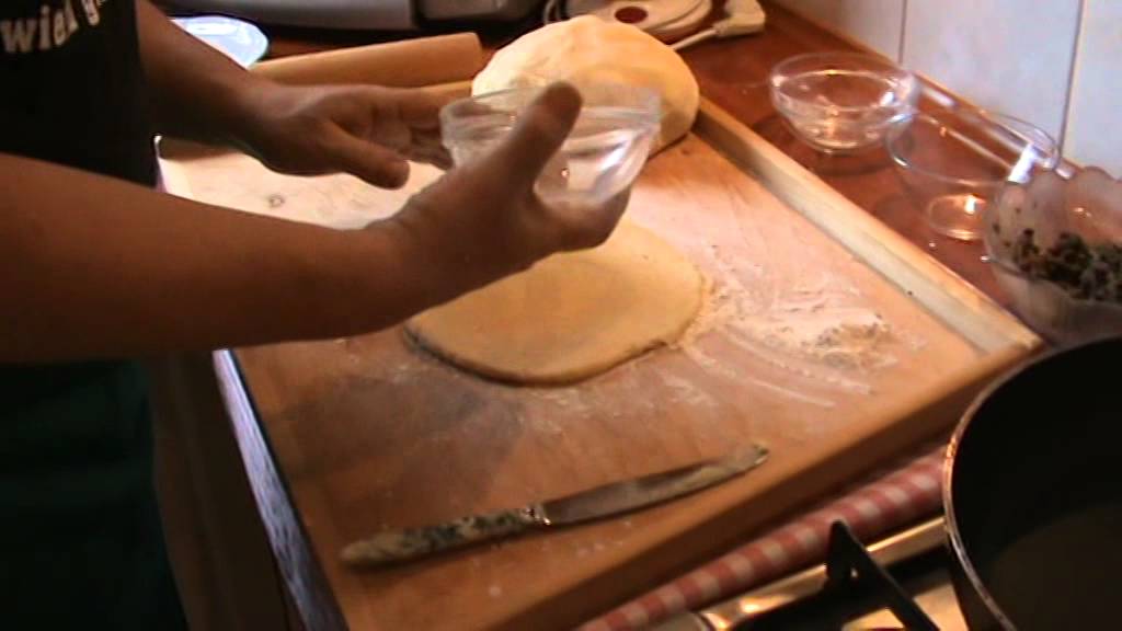 Gotuj z Murarzem !- Smażone pierogi z pieczarkami