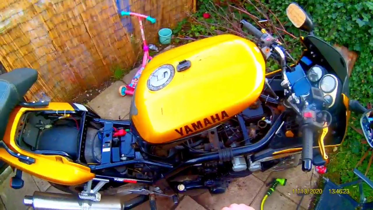 Fzs600 coolent change