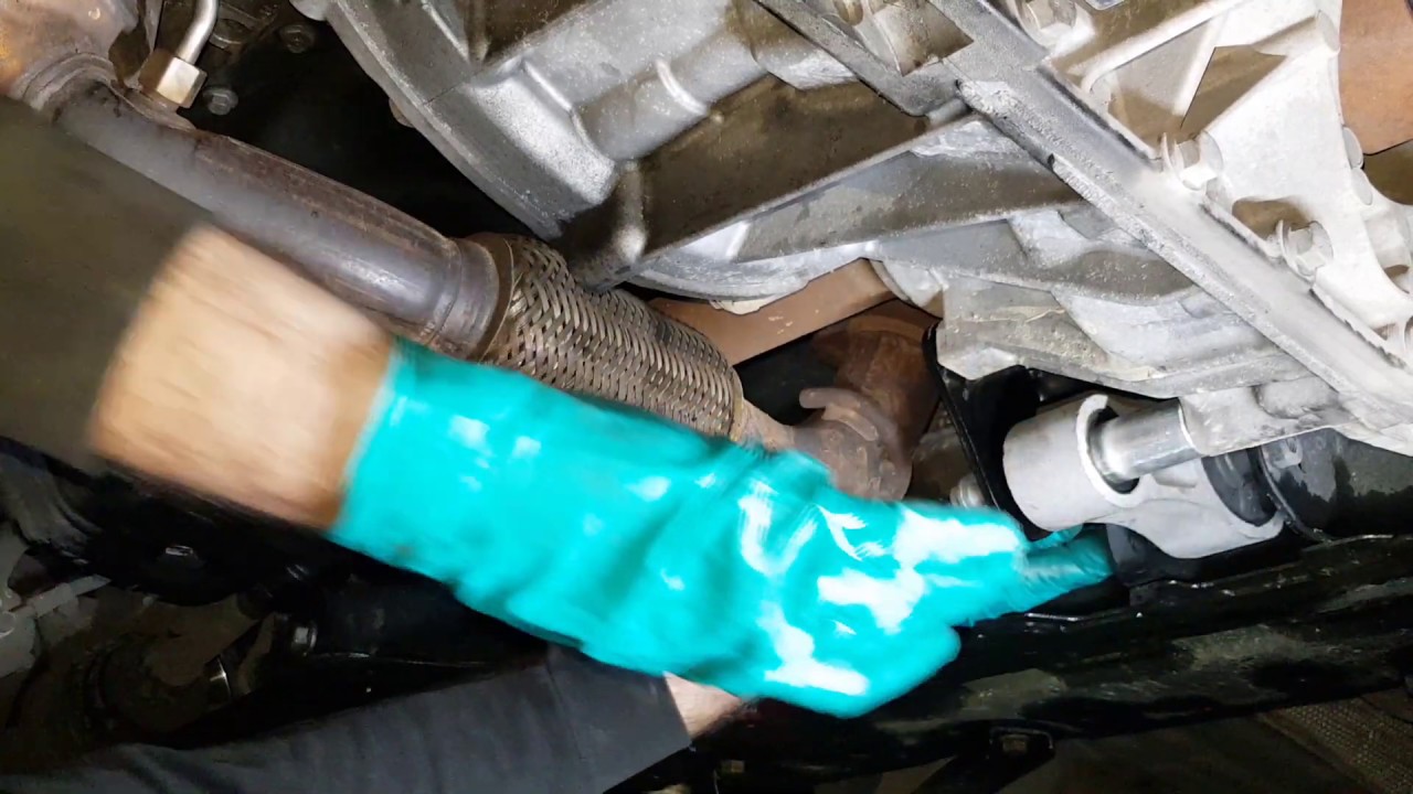 Substituição de apoio do motor / Motor abana