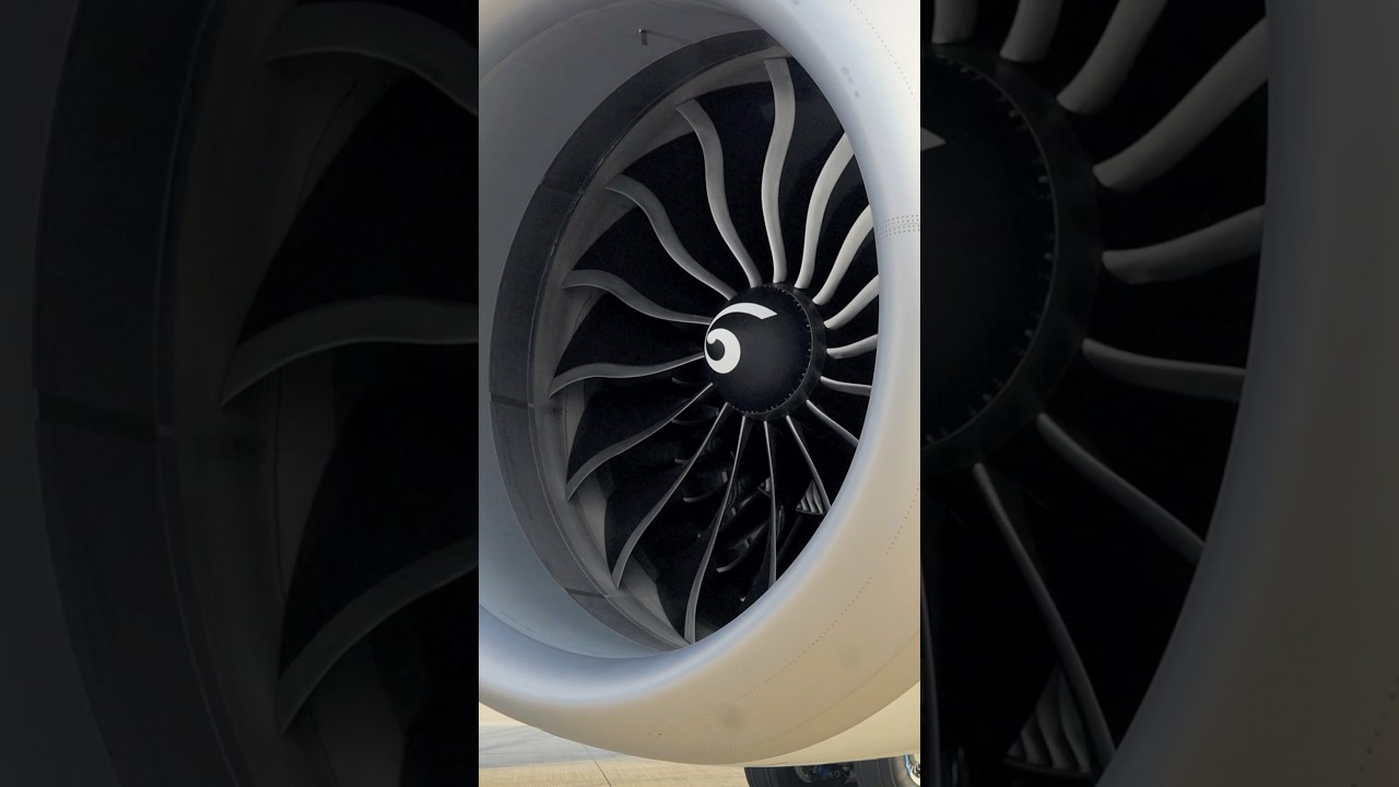 THIS Is the world&rsquo;s biggest jet engine&hellip;but is it TOO big??
