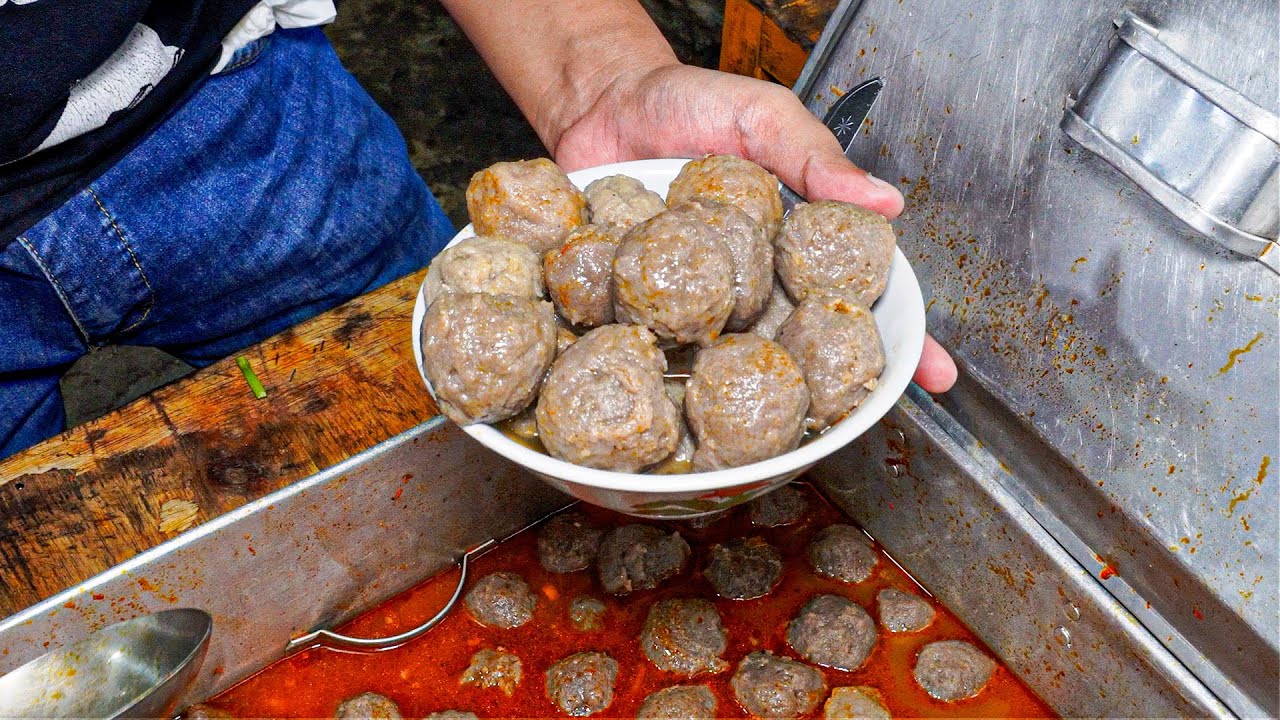 JATUH BANGUN SAMPE BANGKRUT, RELA GADAIKAN IPHONE 14 PROMAX BUAT JUALAN BAKSO !!