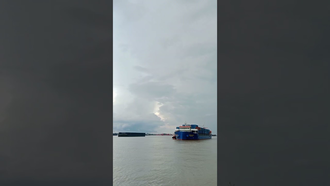 Kapal Kapal Besar Cargo