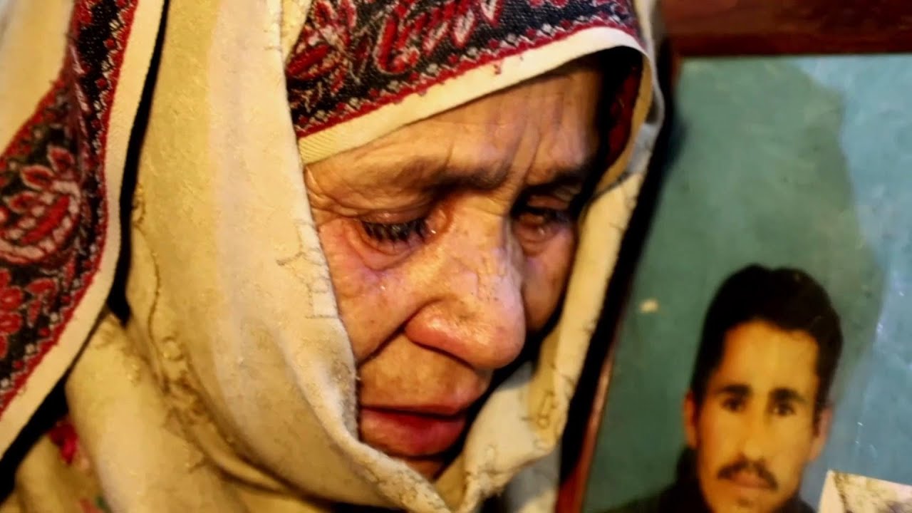 Family mourn Pakistani porter who died during record-breaking summit of K2