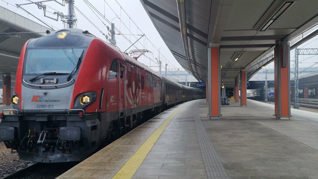 EU160-013 z IC Wyczółkowski do Świnoujścia odjazd z Krakowa Głównego