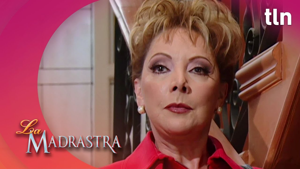 Alba regresa con la familia San Román, declarando la guerra a María | La Madrastra | Capítulo 45 1/2