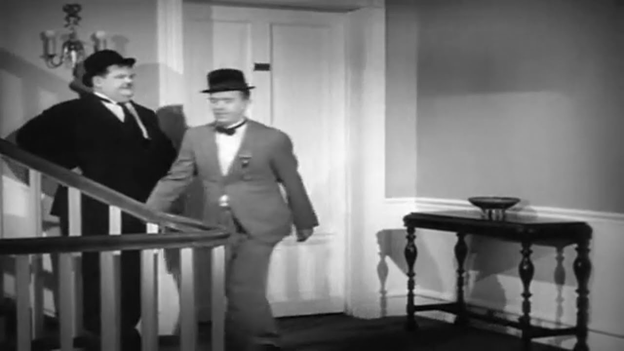 Busy Doing Nothing - Laurel and Hardy