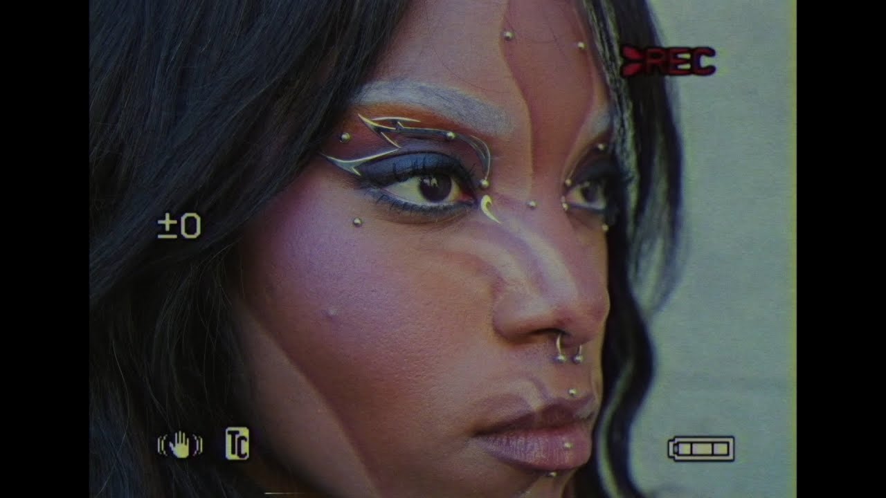 So Delicious Makeup Tutorial for Glitching The Future