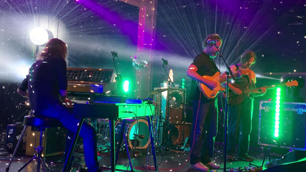 Circles Around the Sun – Hallucinate a Solution (06/02/2019)