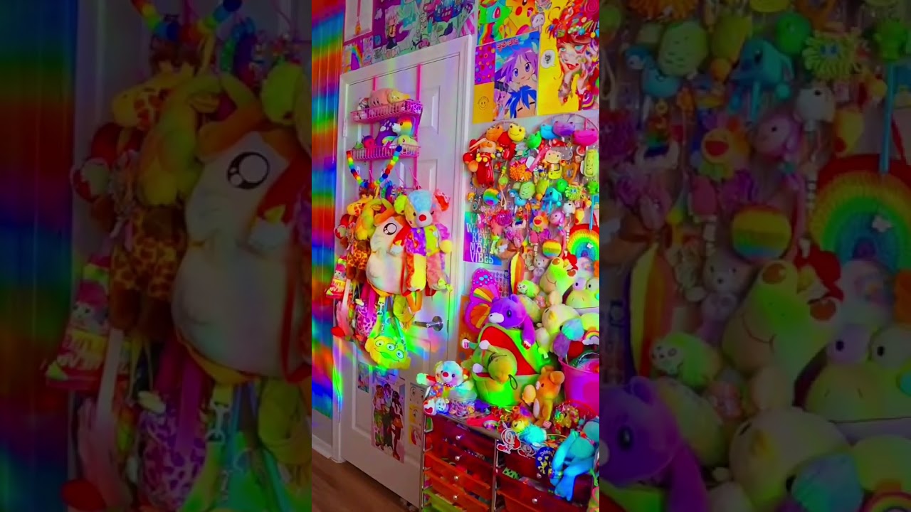 This is the most rainbow room in the world 🌈