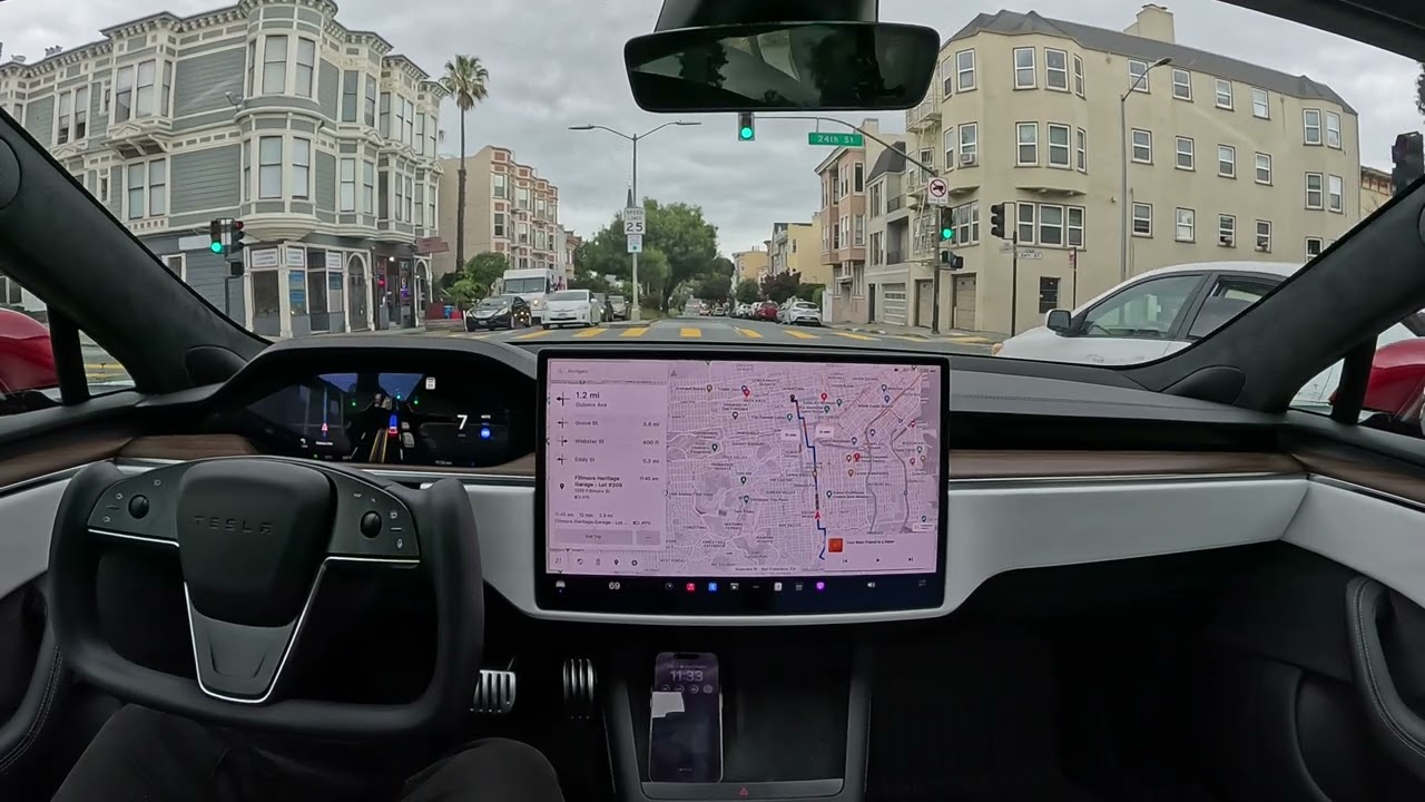 Просто скажите, куда вы хотите поехать, и Tesla FSD 12.3.5 вас туда отвезет.