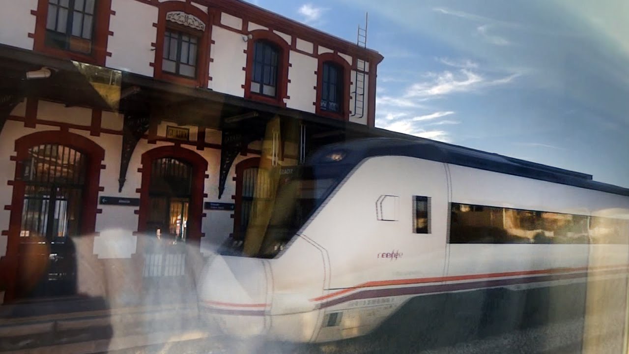 Rail View Guadix Tren Media Distancia renfe 599  2015