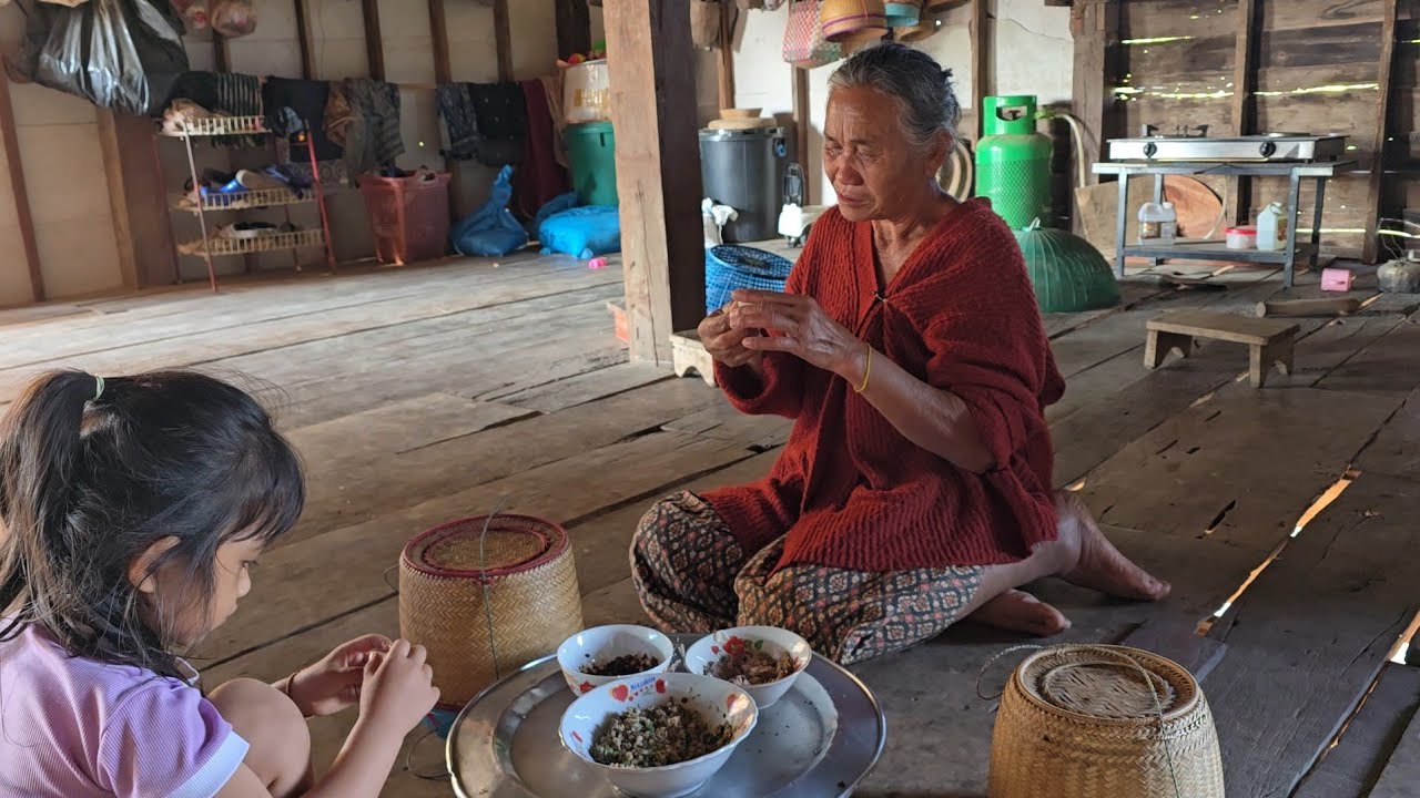 #ยายเงิงกินข้าวกับน้ำตาเกิดหยังขึ้นคือเป็นแบบนี้
