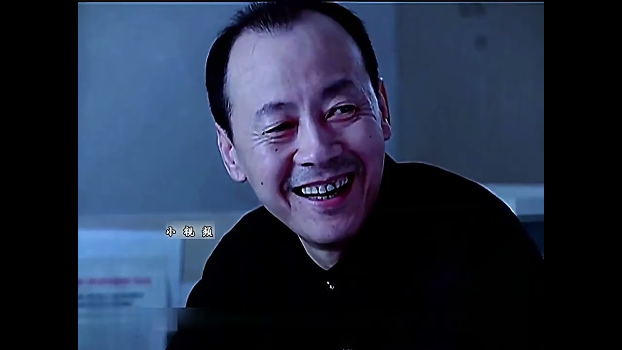 侯总跟童童学习了一次外语，后面麻烦不断